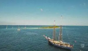 Ocean Nomads sailing the atlantic 1252